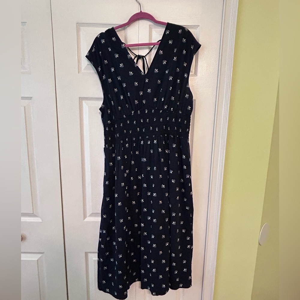 Old Navy midi dress